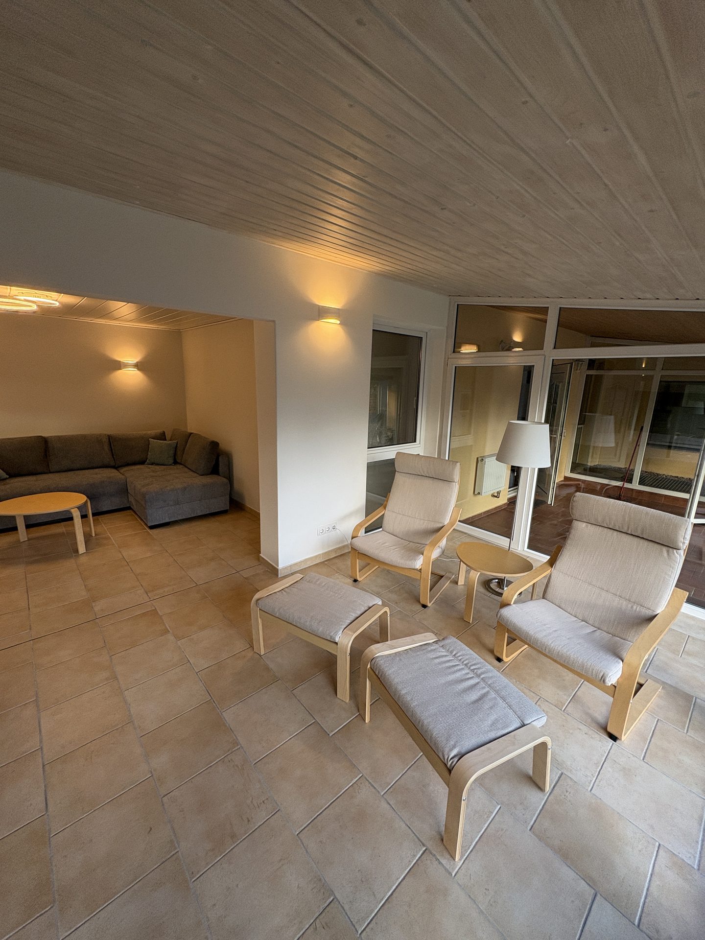 Wohnzimmer mit Sitzecke